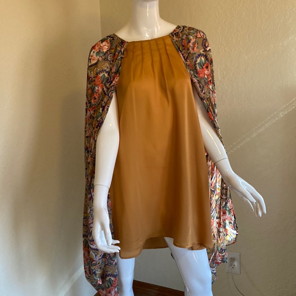 Gorgeous gold minidress with attached chiffon cape. Size S.
